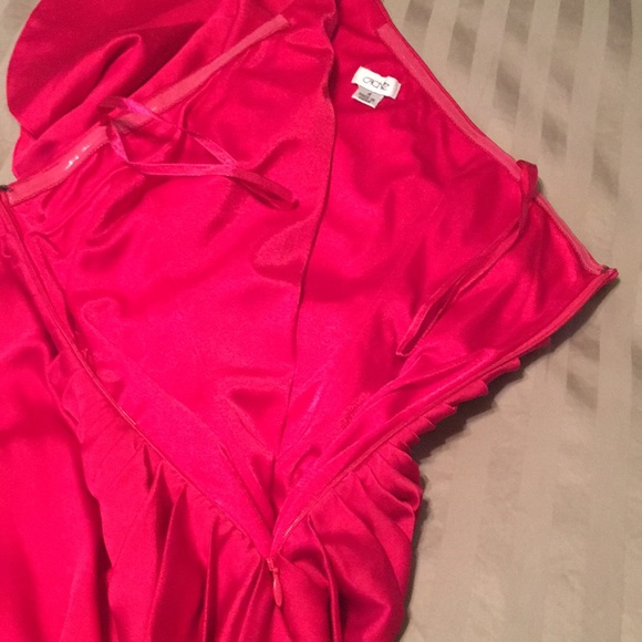 Cache Dress - Picture 5 of 8